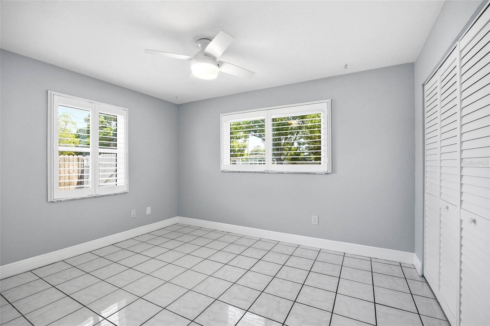 MEADOW LAWN 5TH ADD - Residential