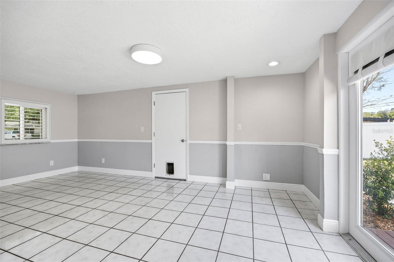 MEADOW LAWN 5TH ADD - Residential