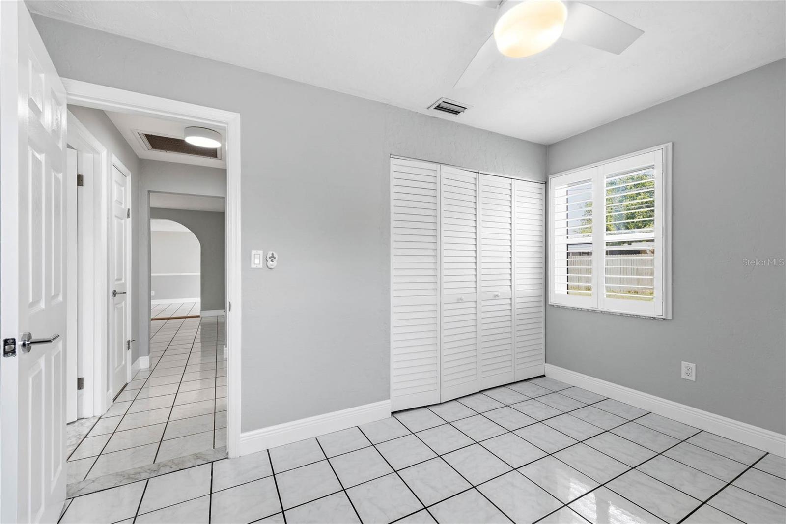 MEADOW LAWN 5TH ADD - Residential