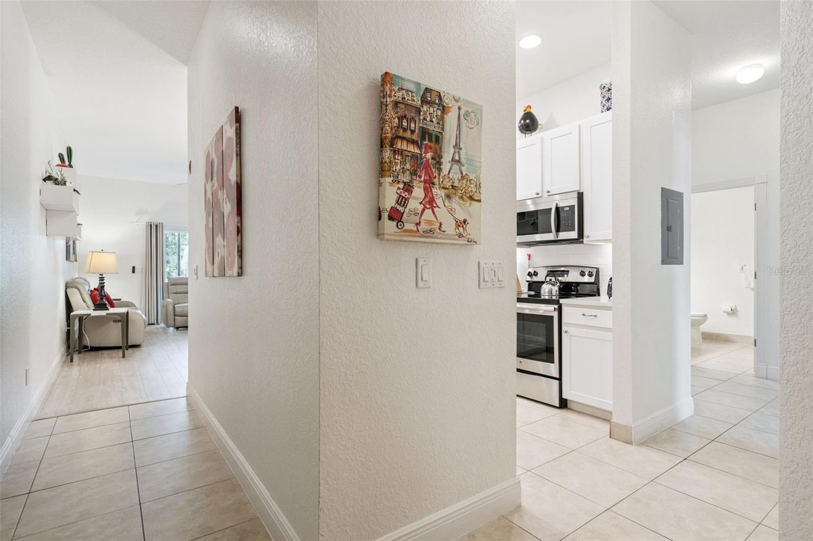 207 LUCAYA LOOP 207