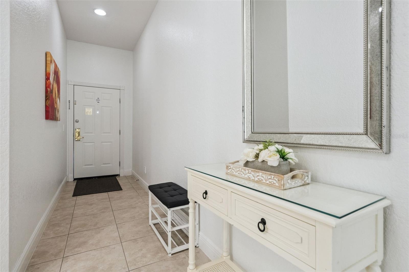 207 LUCAYA LOOP 207