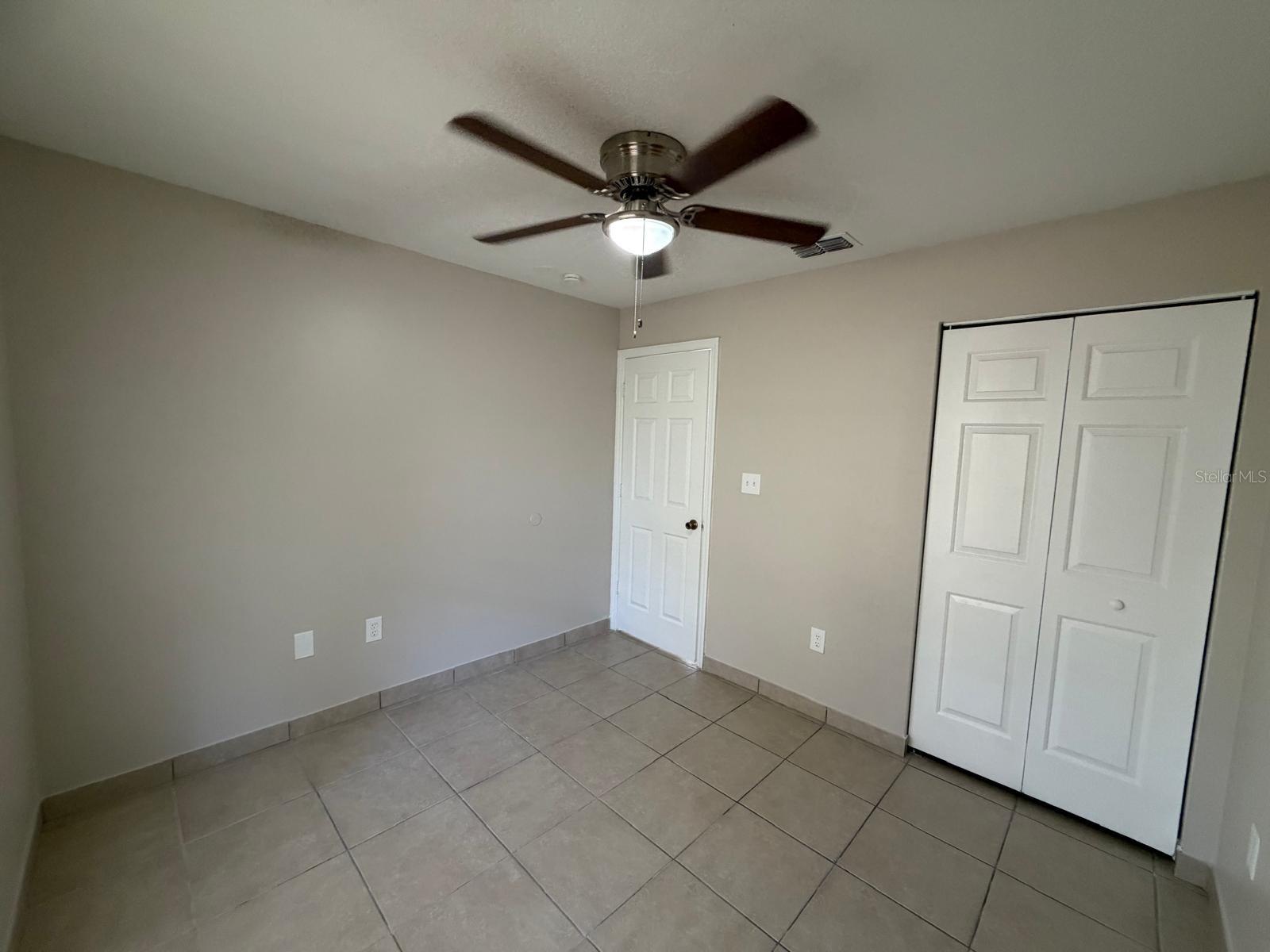 S L & I C - Residential Lease