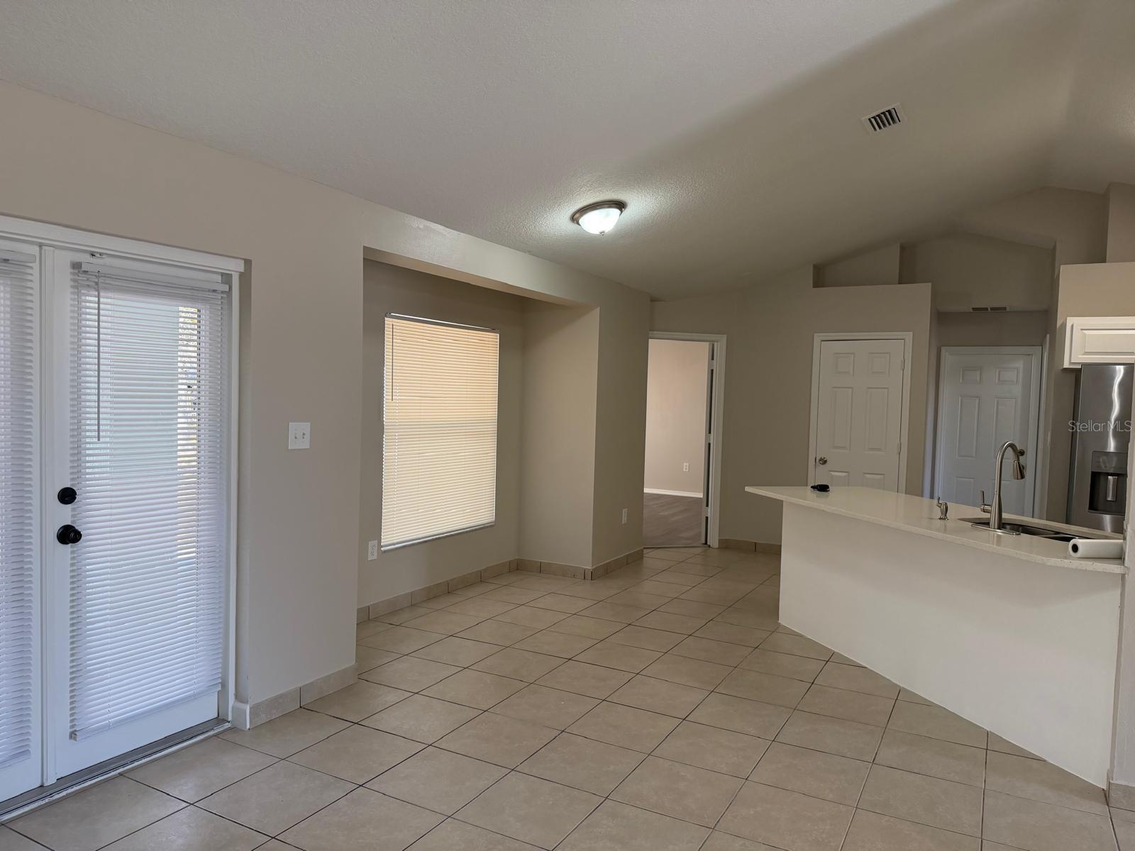 S L & I C - Residential Lease