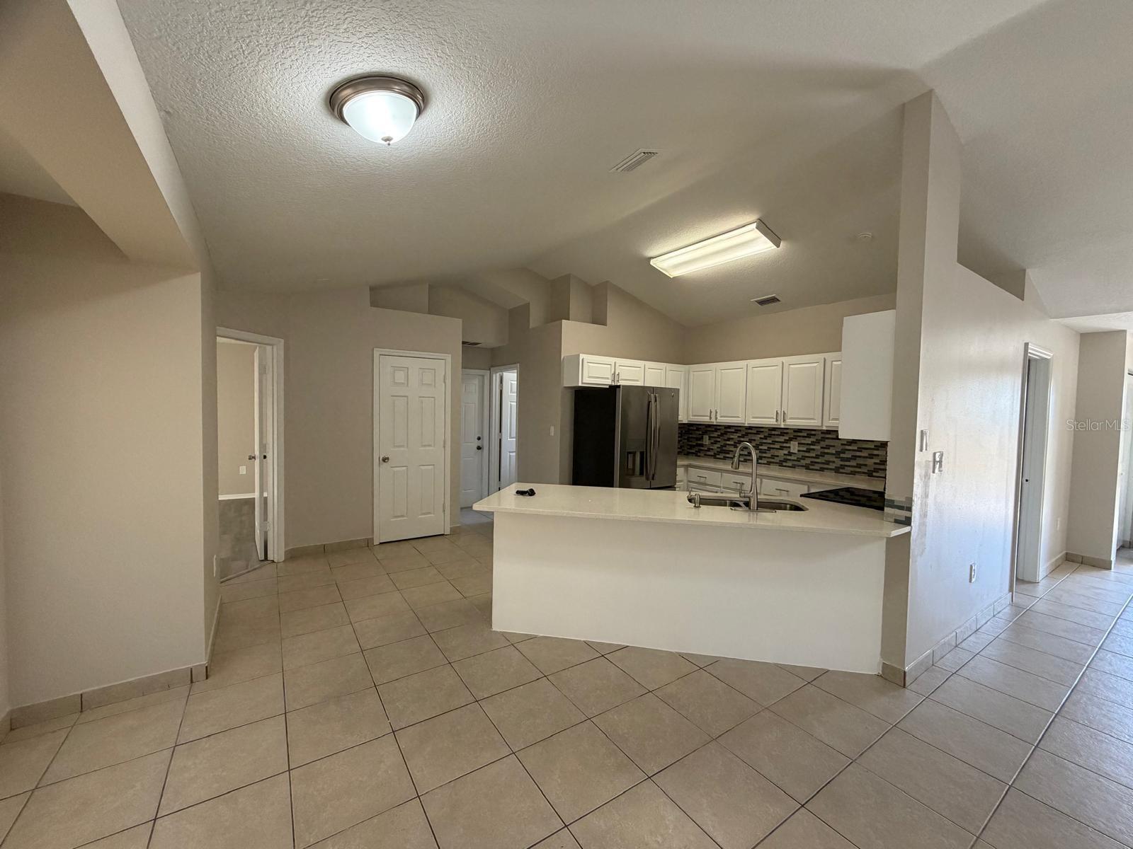 S L & I C - Residential Lease