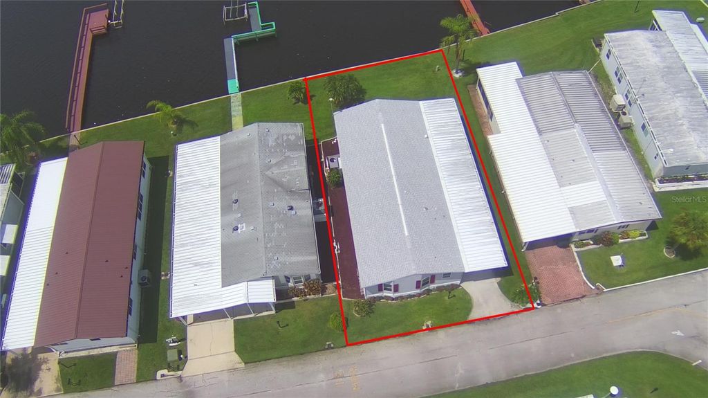 Photo of 492 Lakeside Ranch Circle, Winter Haven, FL 33881 (MLS # P4936182)