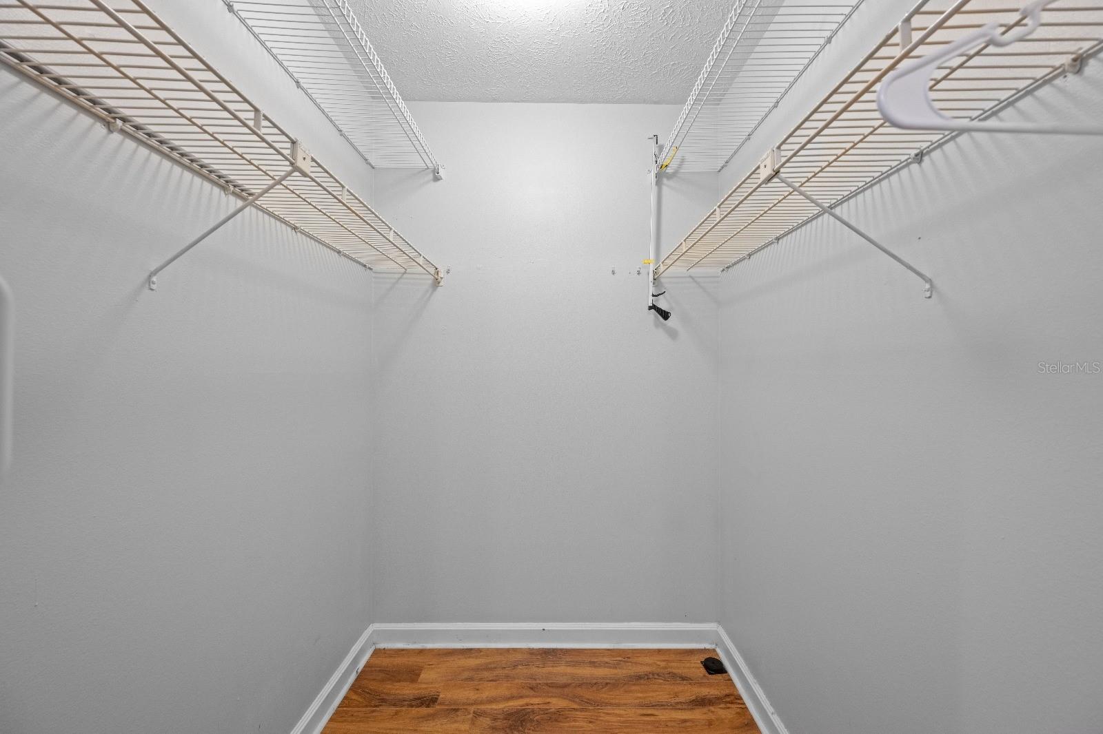 LAKE FOREST UNIT 1 - Residential Lease