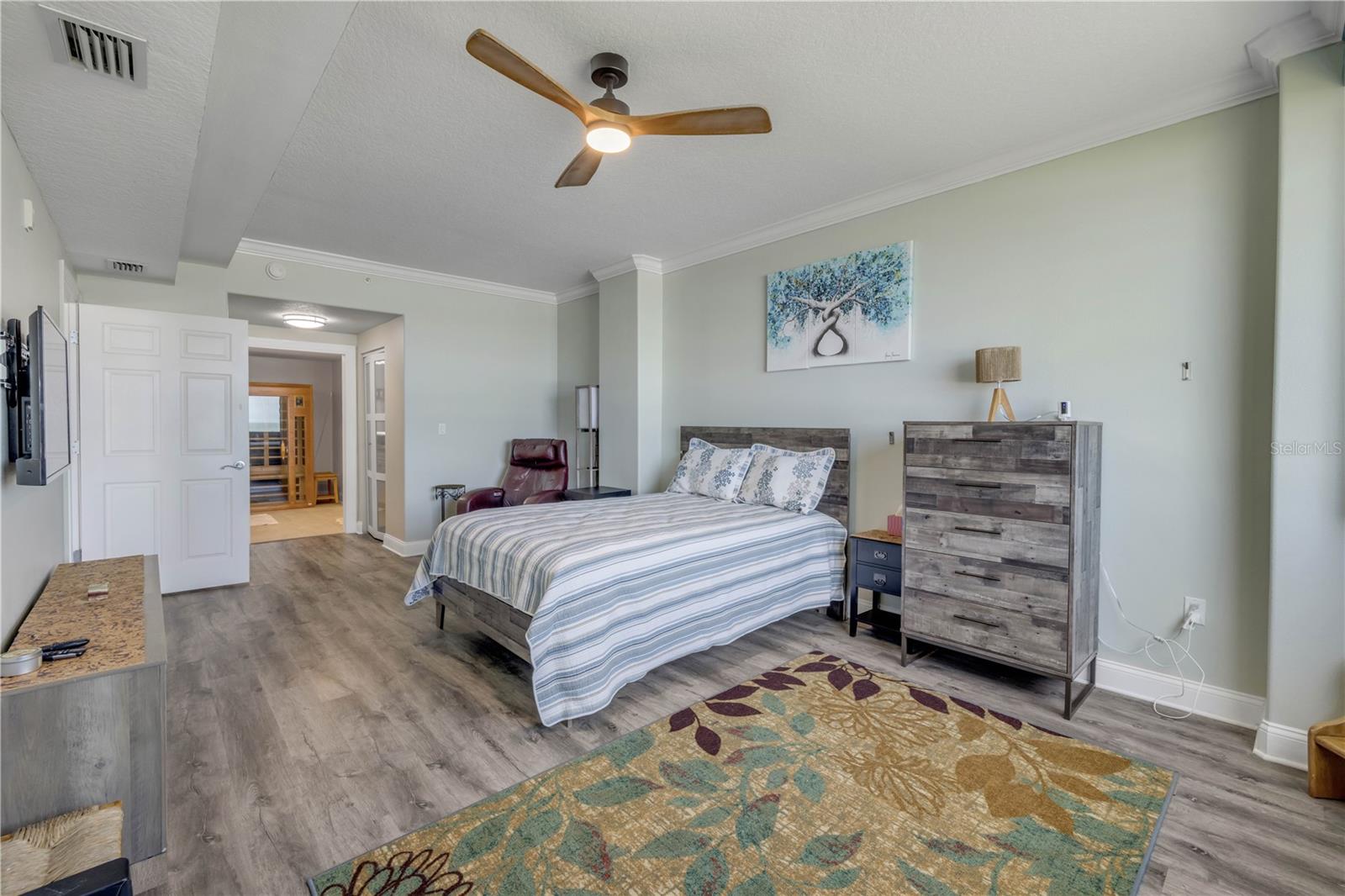 SURF CLUB III - Residential