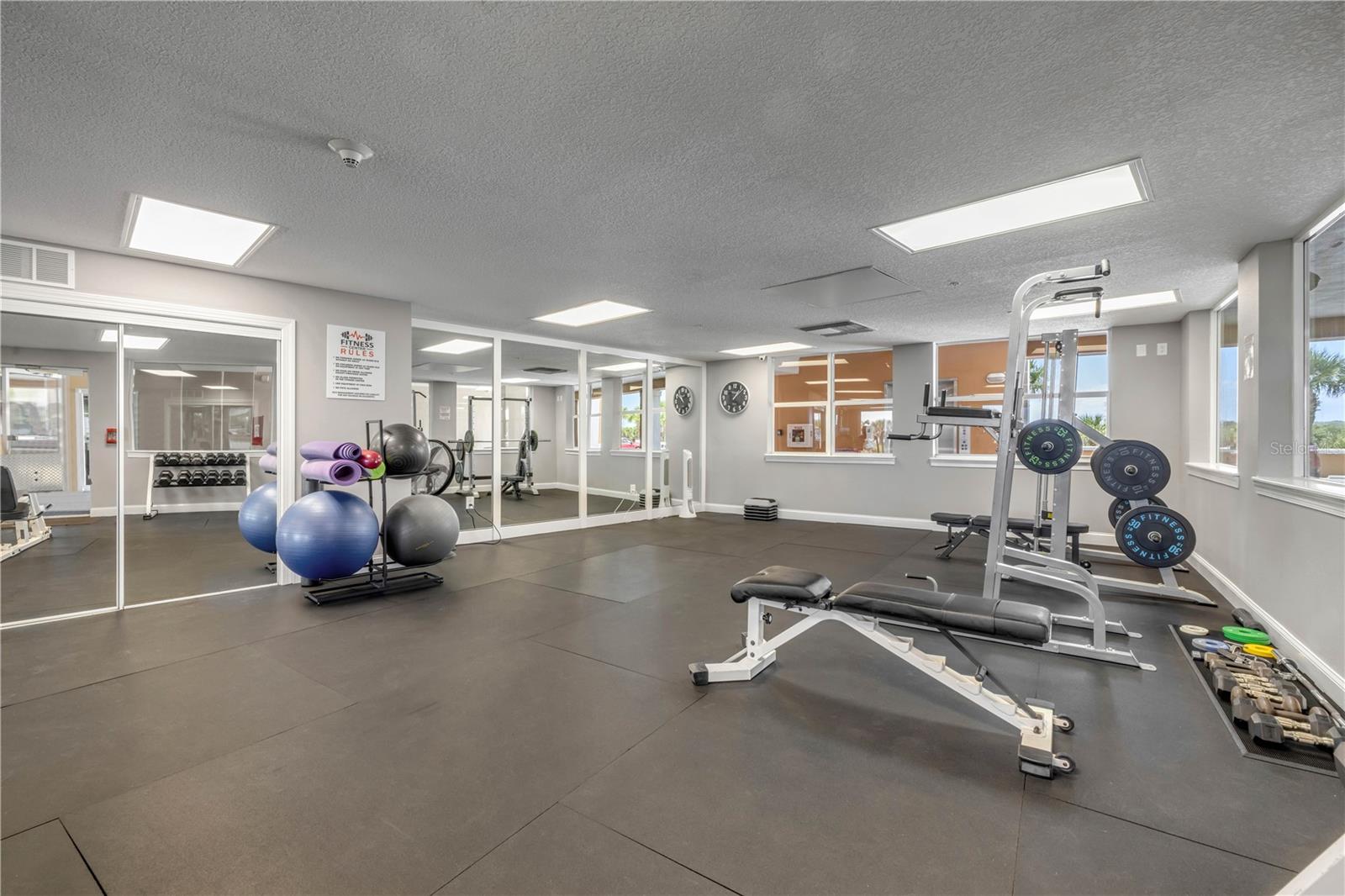 SURF CLUB III - Residential