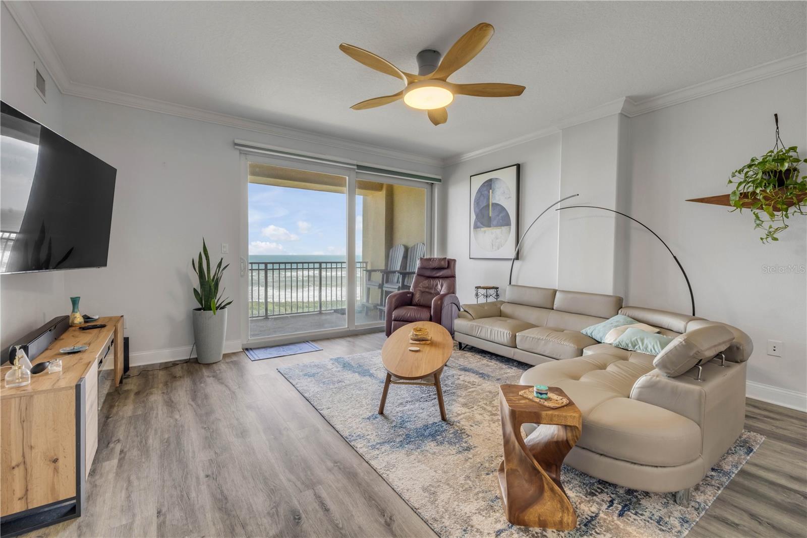 SURF CLUB III - Residential