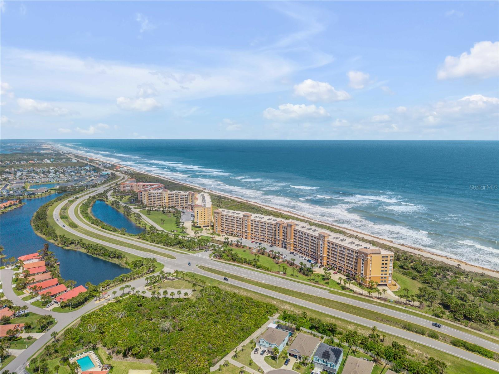 SURF CLUB III - Residential