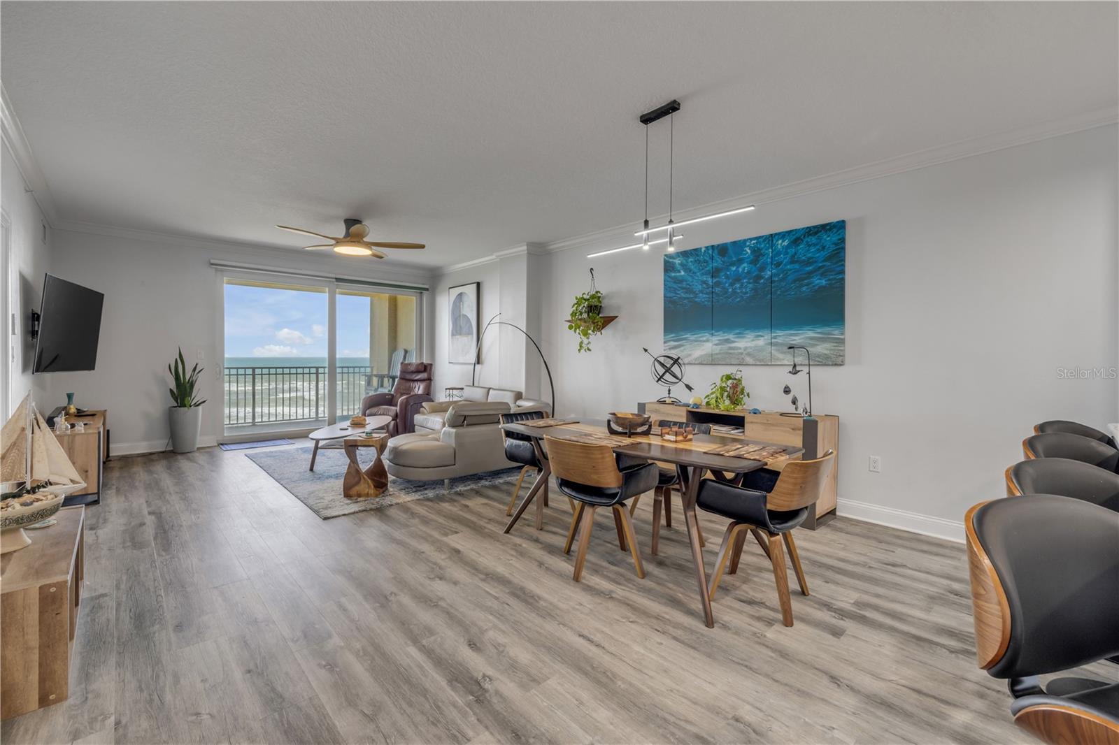 SURF CLUB III - Residential