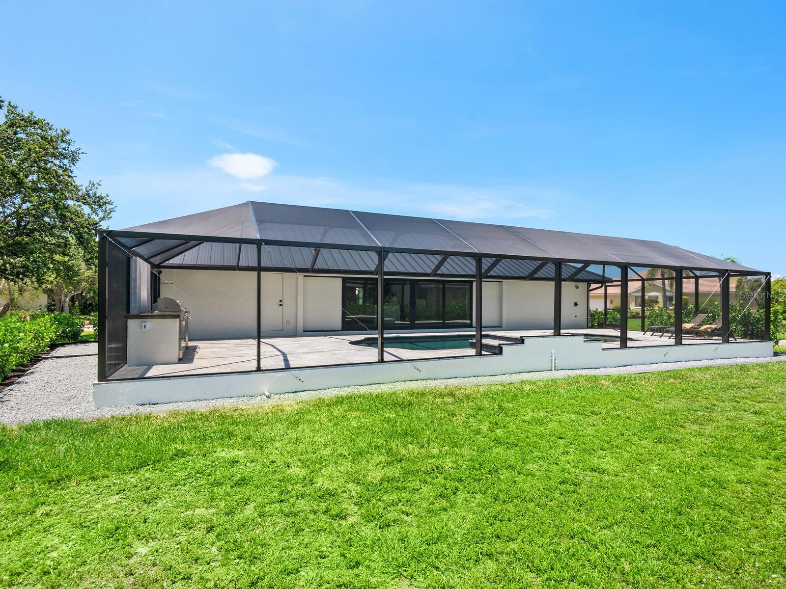 SOUTHBAY YACHT & RACQUET CLUB - Residential