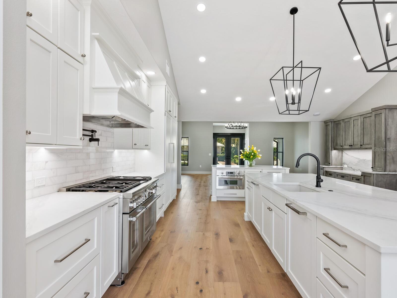 SOUTHBAY YACHT & RACQUET CLUB - Residential