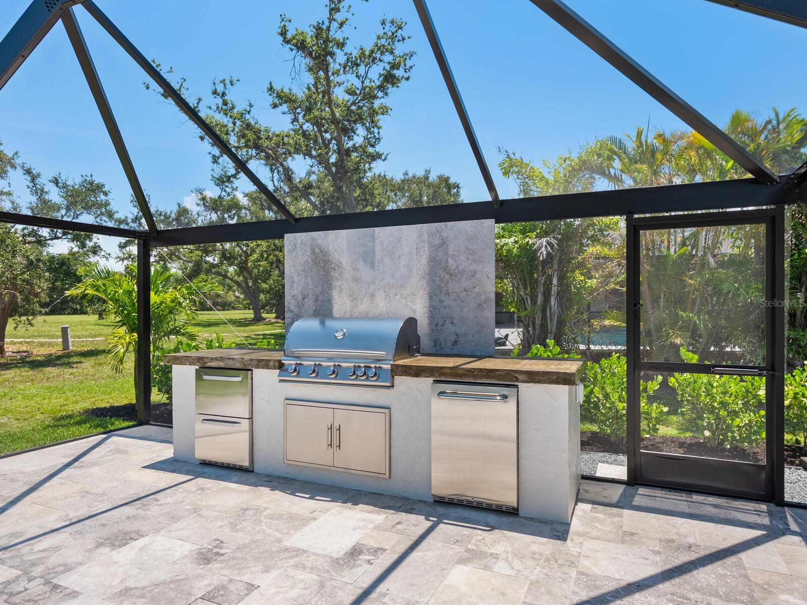 SOUTHBAY YACHT & RACQUET CLUB - Residential