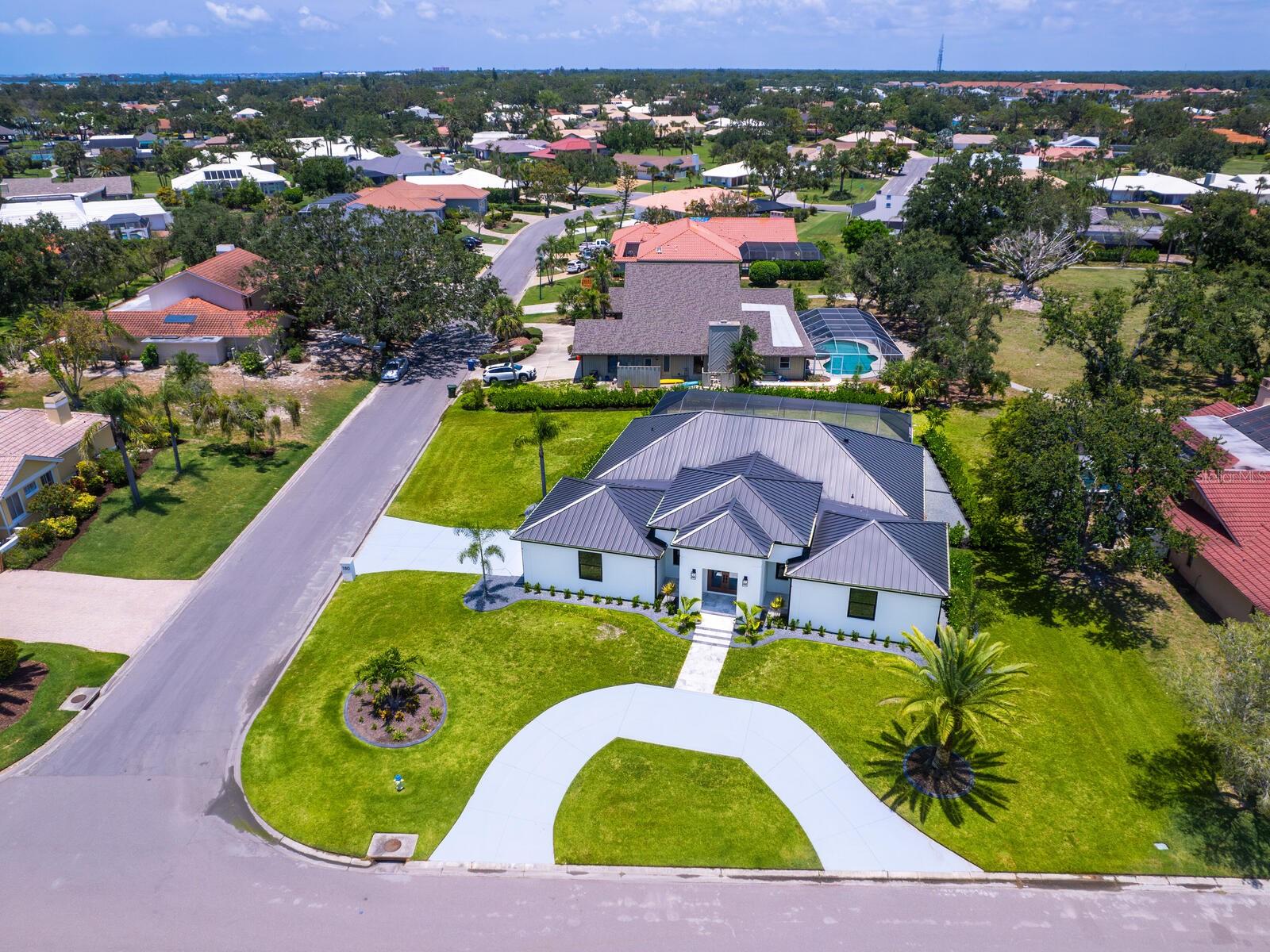 SOUTHBAY YACHT & RACQUET CLUB - Residential