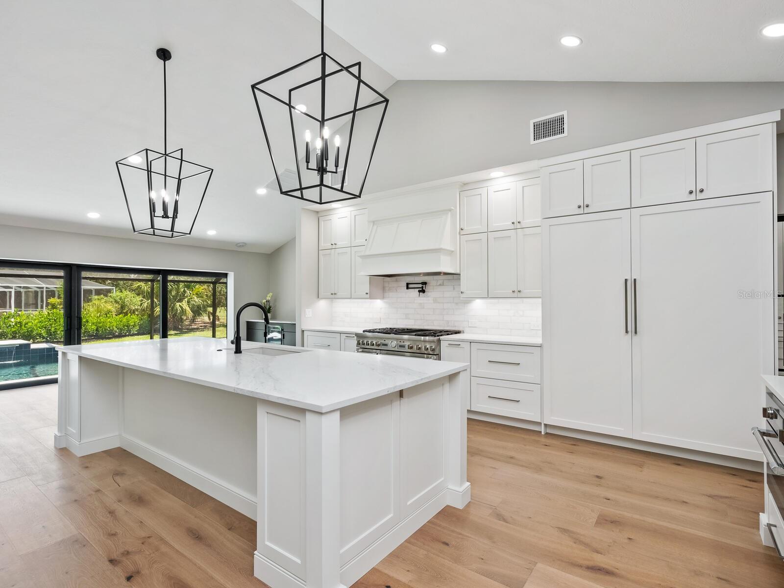 SOUTHBAY YACHT & RACQUET CLUB - Residential