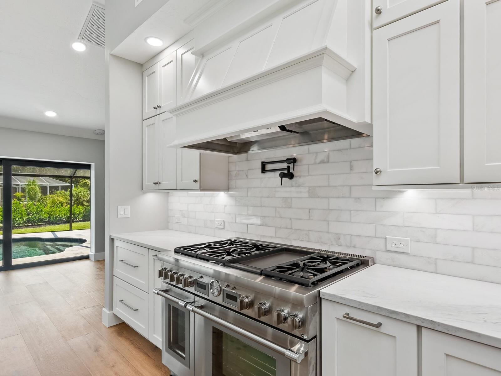 SOUTHBAY YACHT & RACQUET CLUB - Residential