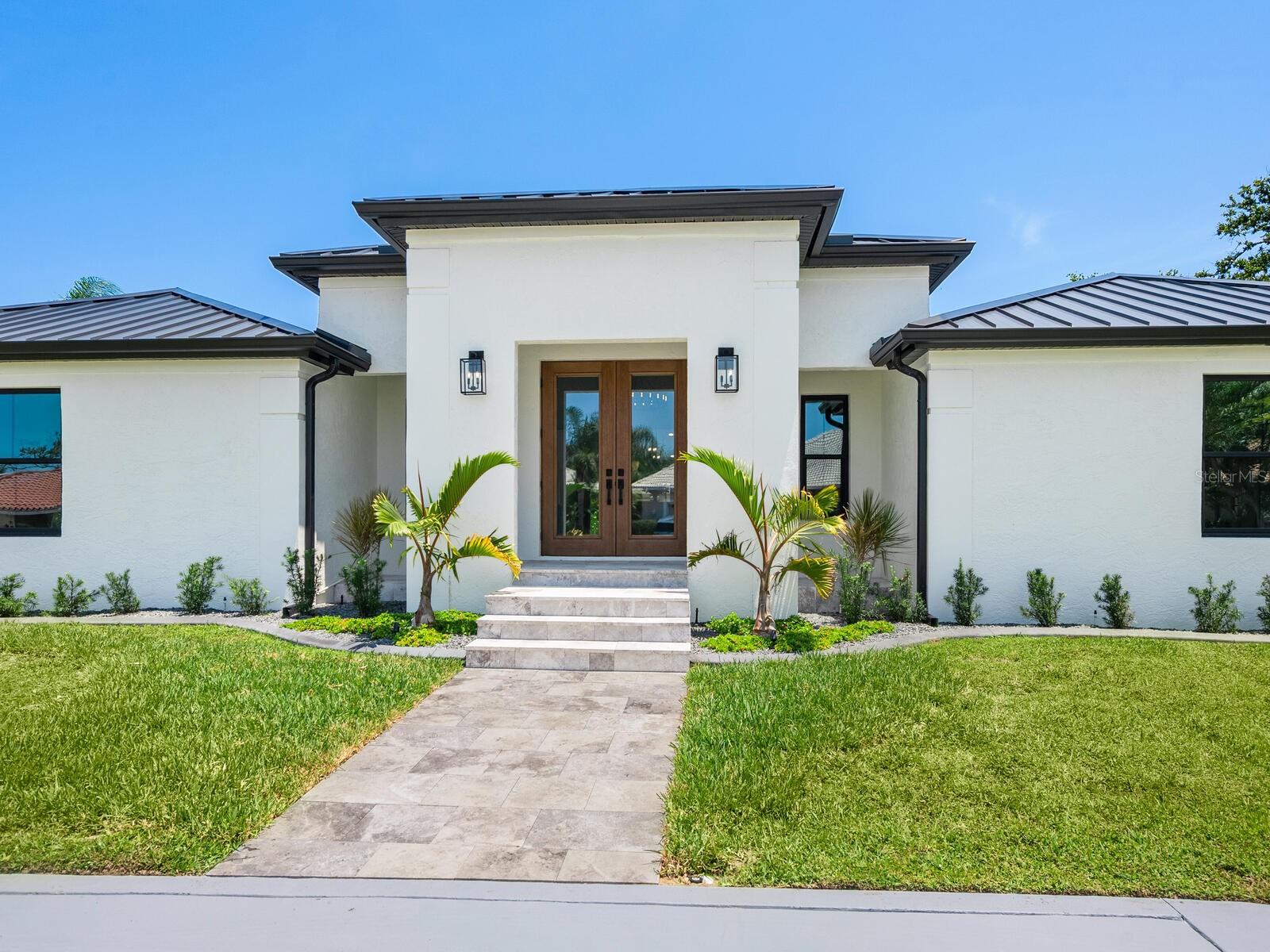 180 LOOKOUT POINT DRIVE