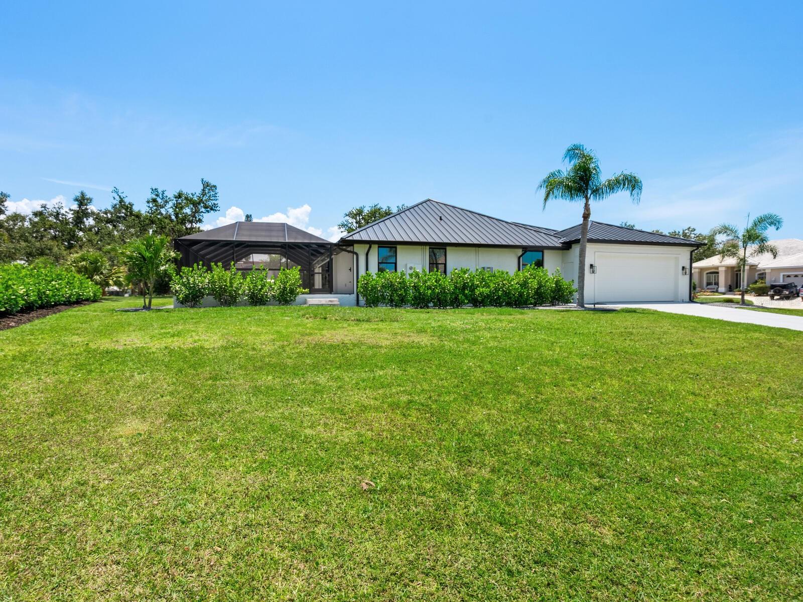 SOUTHBAY YACHT & RACQUET CLUB - Residential