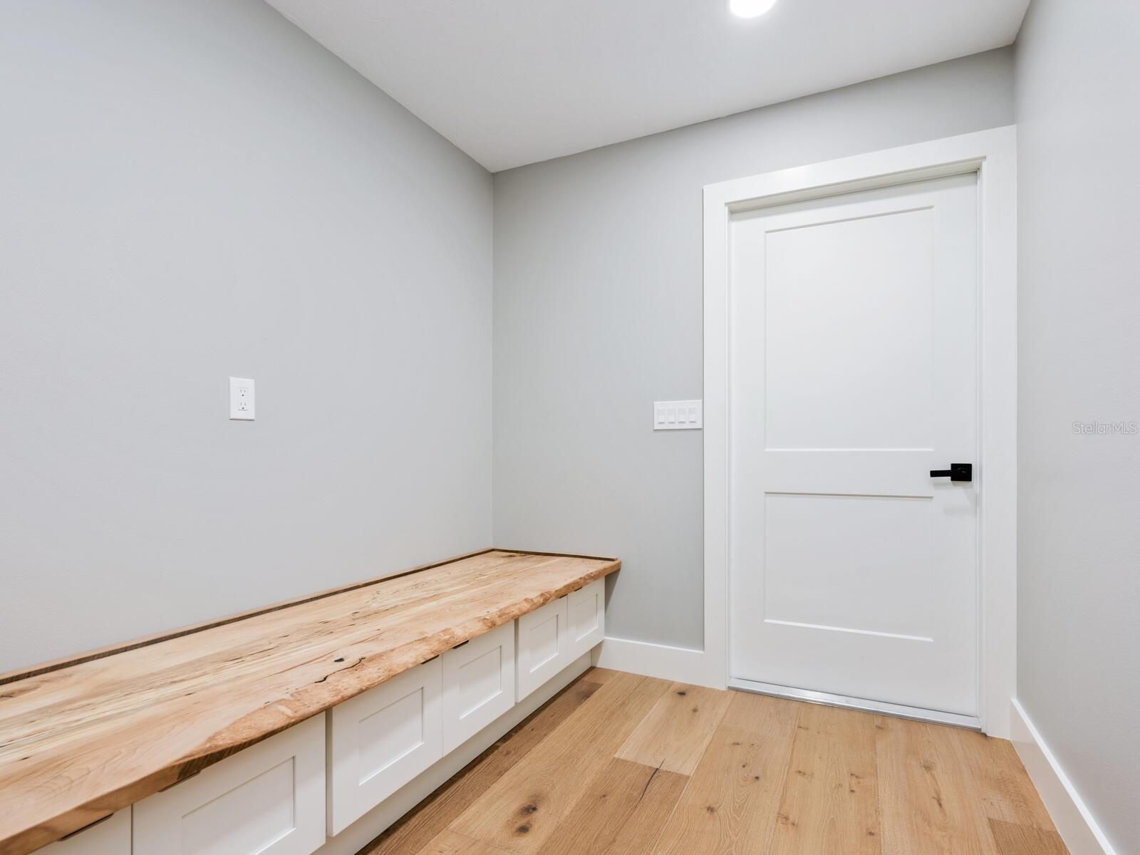 SOUTHBAY YACHT & RACQUET CLUB - Residential