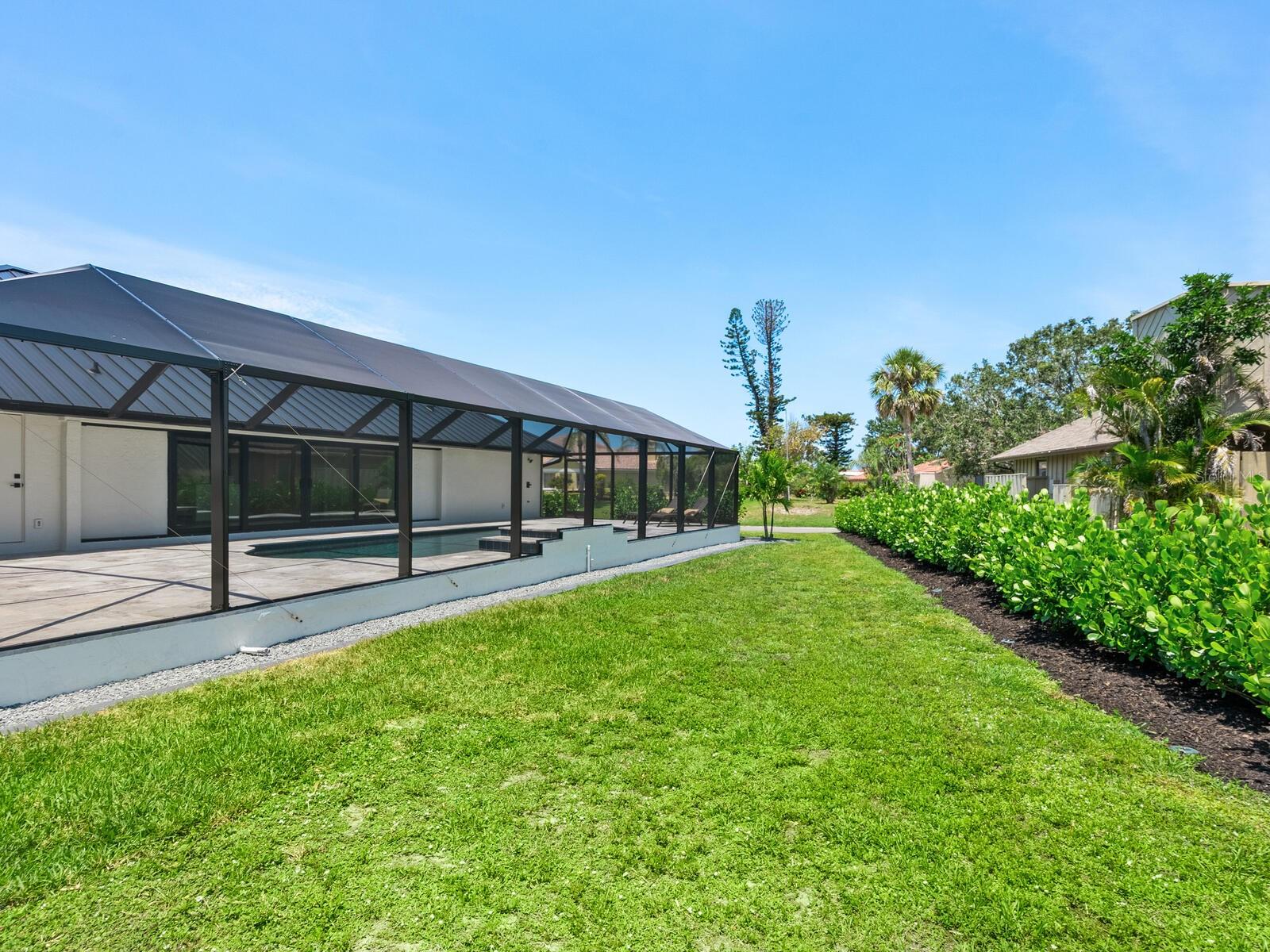 SOUTHBAY YACHT & RACQUET CLUB - Residential