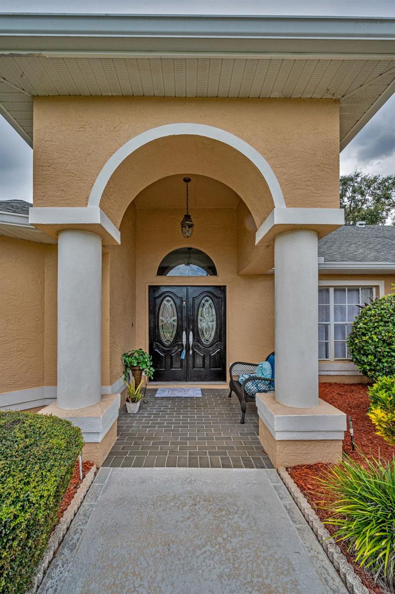 WHISPERING LAKES - Residential