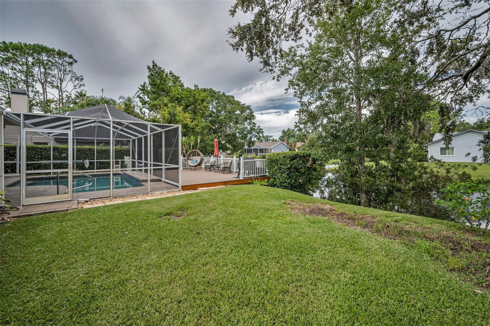 WHISPERING LAKES - Residential