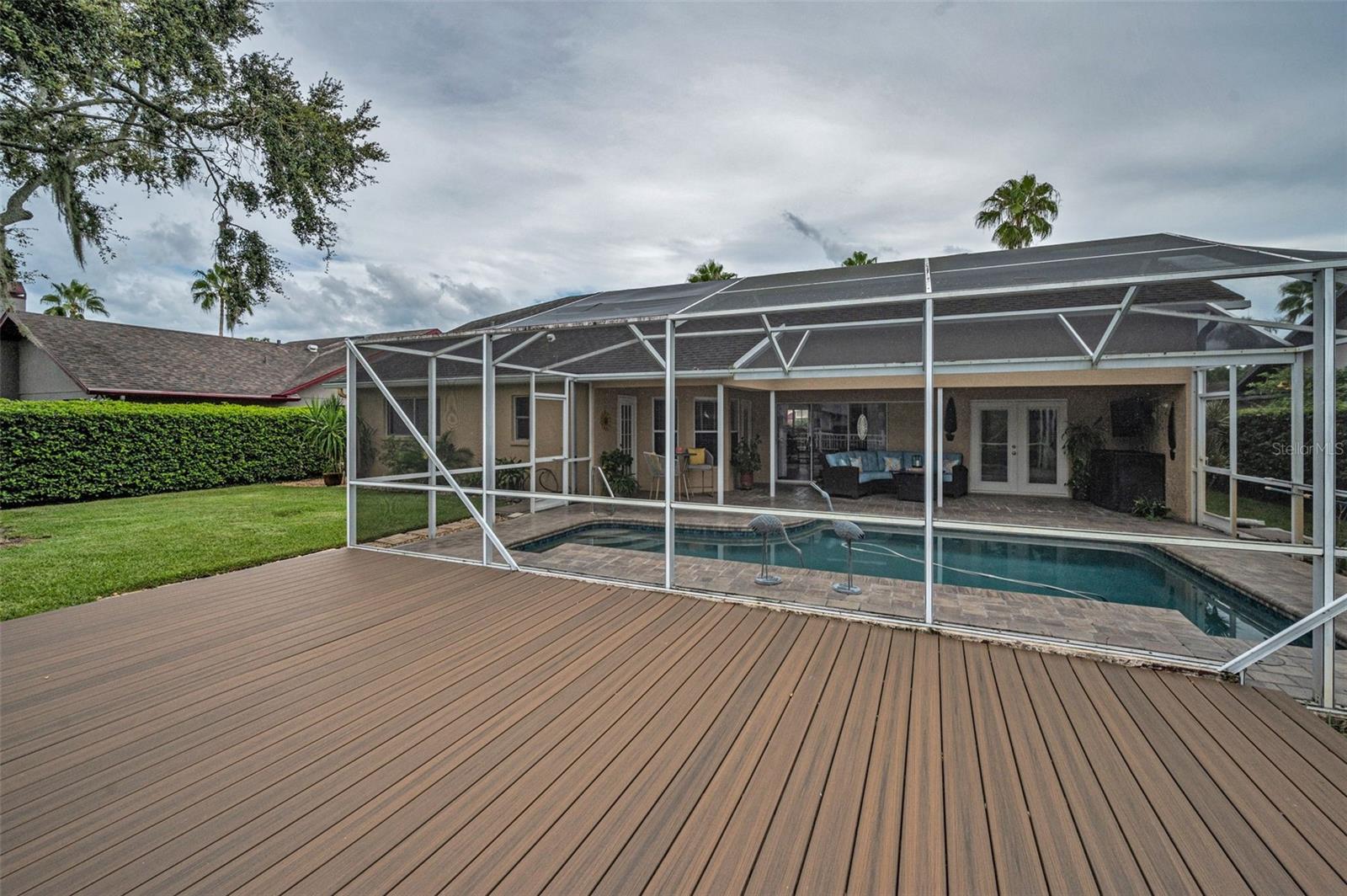 WHISPERING LAKES - Residential