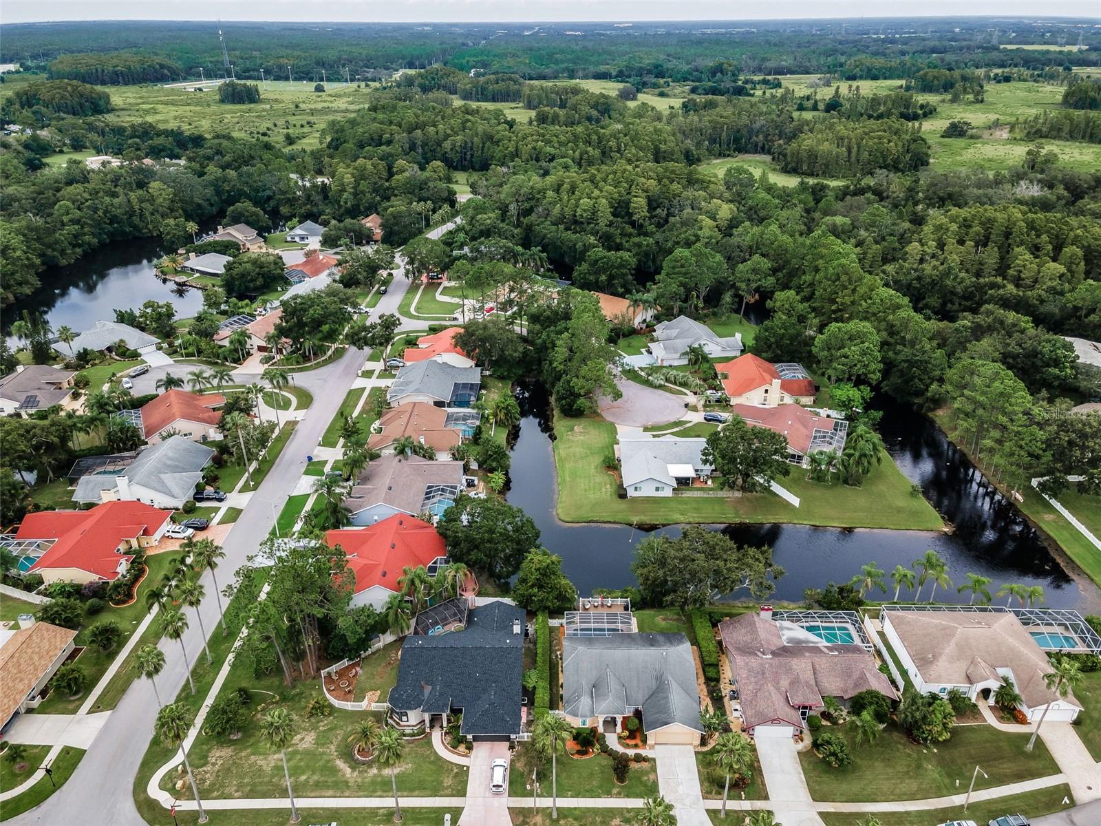 WHISPERING LAKES - Residential