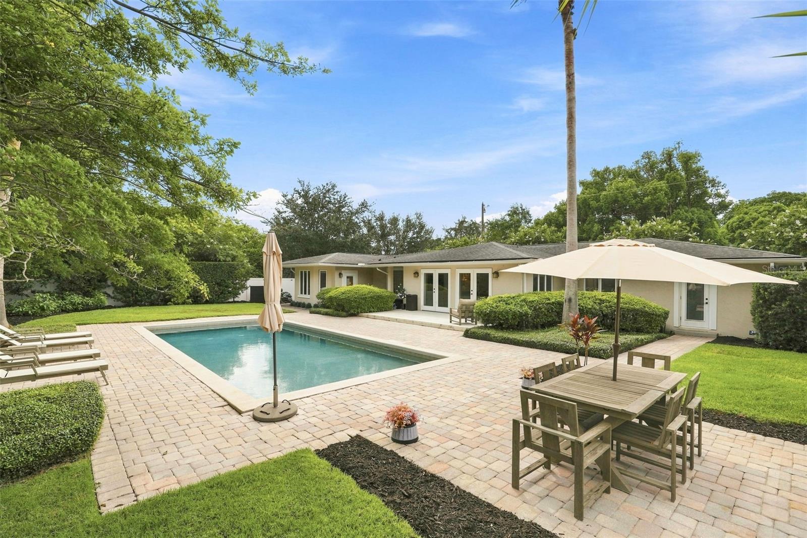 505 OAK LANE
