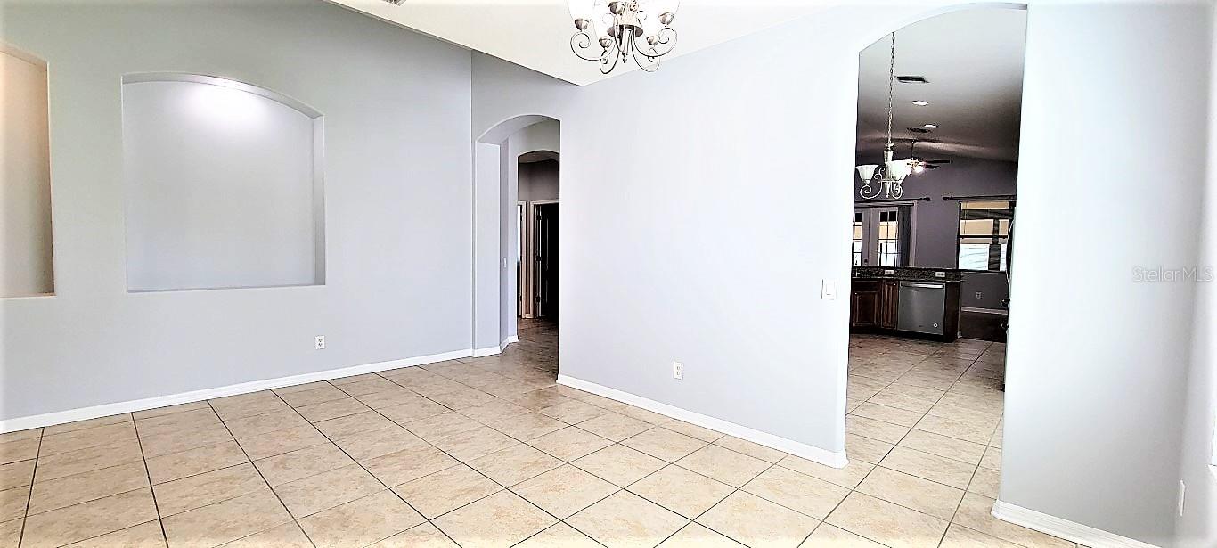 OAK CREEK - Residential Lease