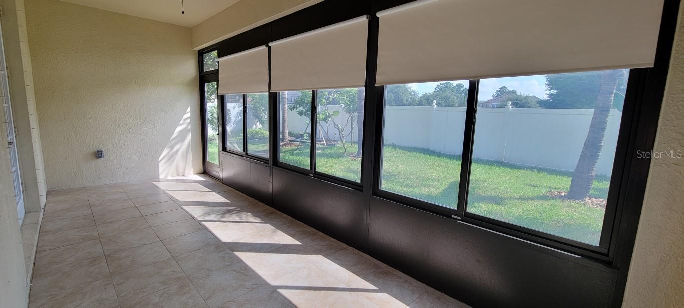 OAK CREEK - Residential Lease