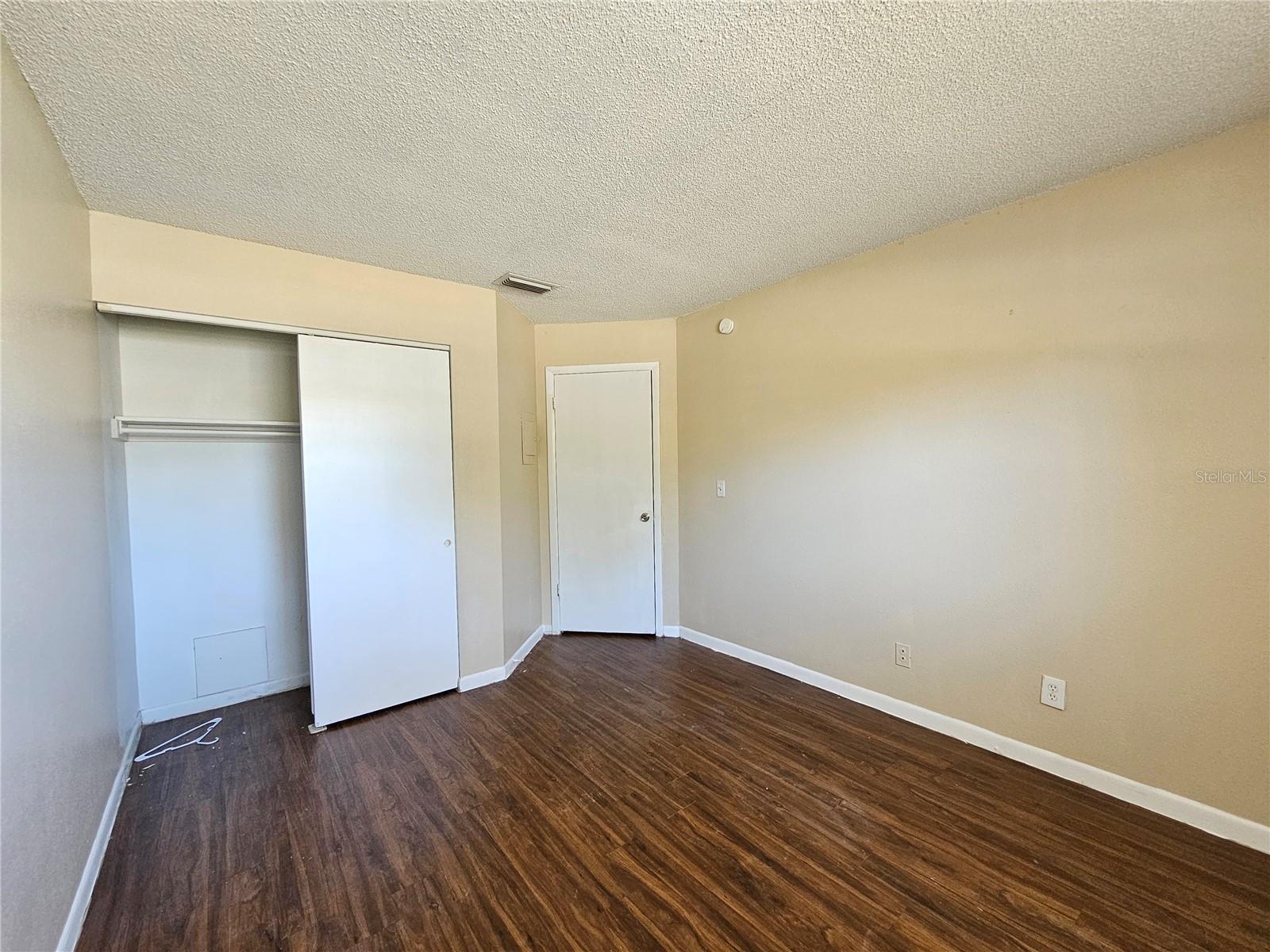 NORTH ST PETERSBURG - Residential Lease