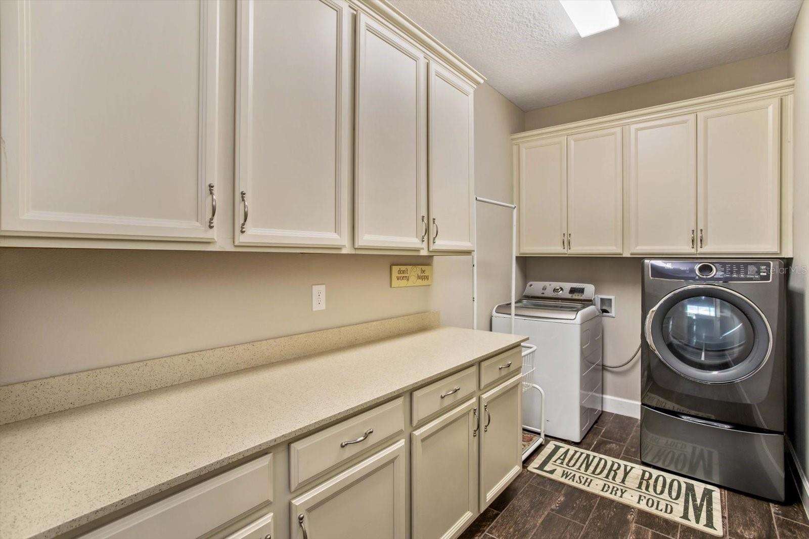 SIGNATURE LAKES PH 02 A B H I J - Residential