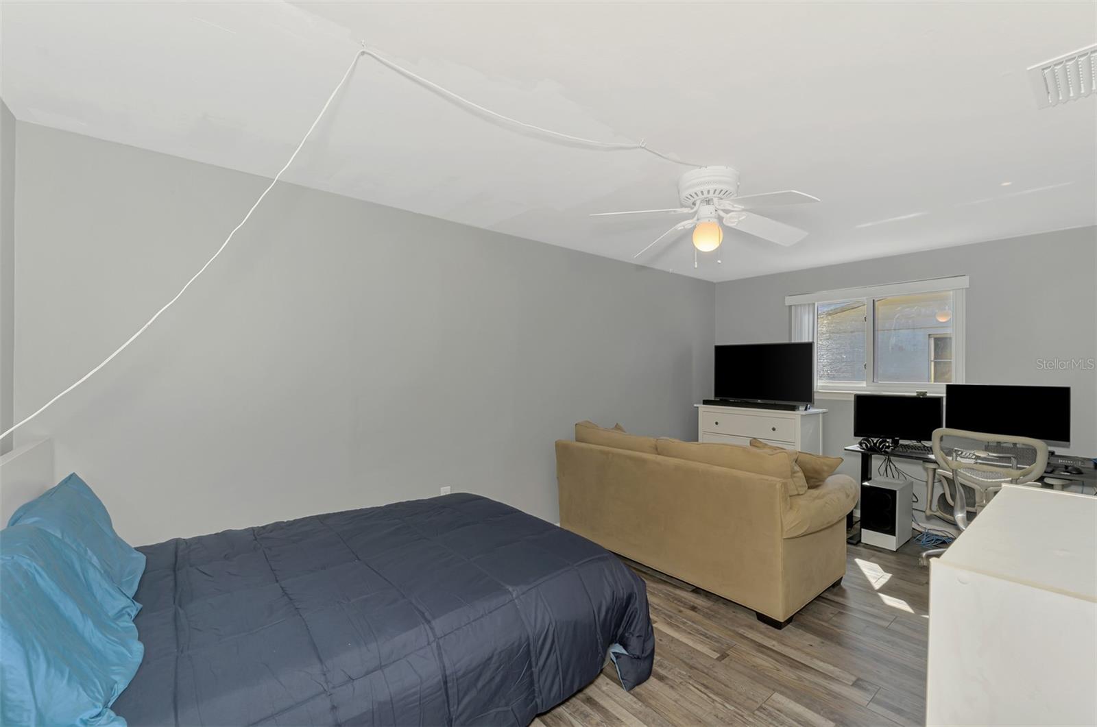 GULF GATE - Residential