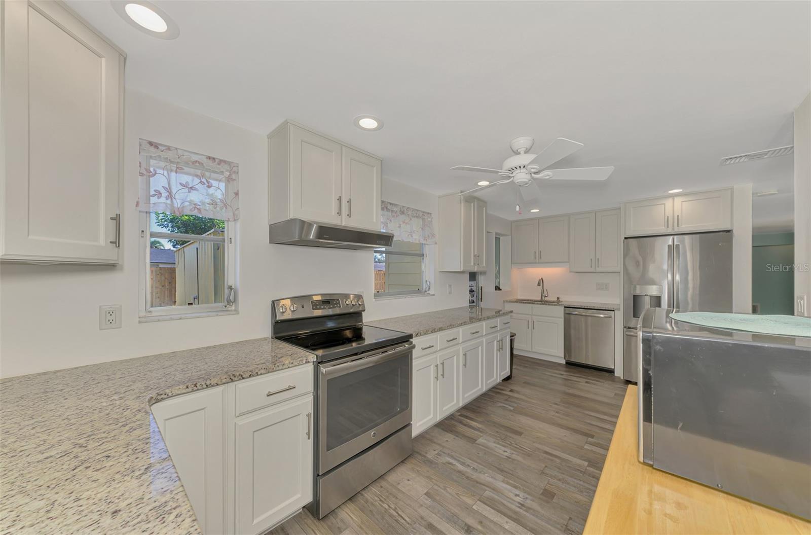 GULF GATE - Residential