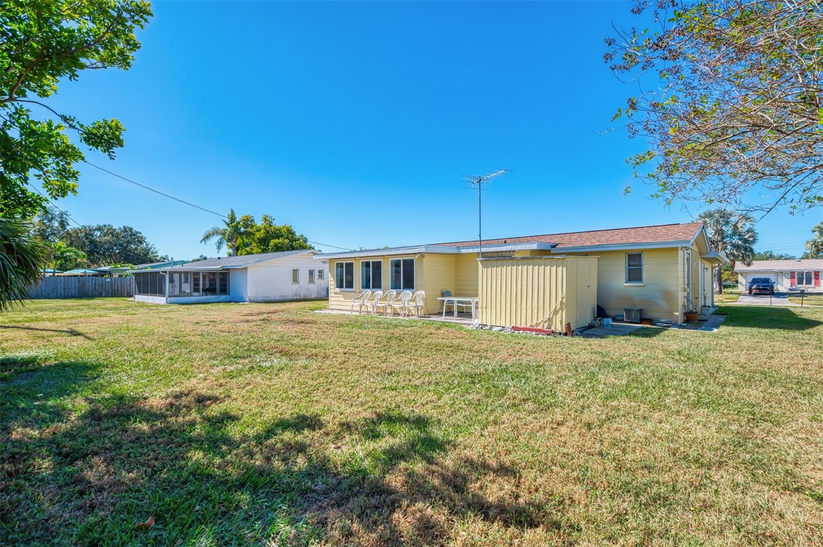 GULF GATE - Residential