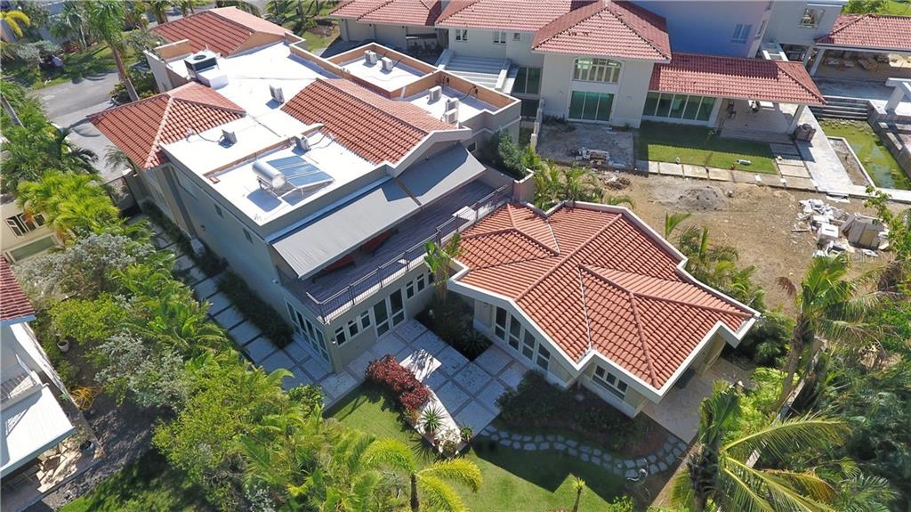 DORADO BEACH EAST - Residential