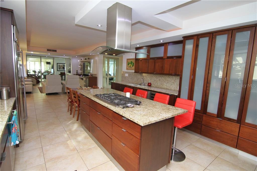 DORADO BEACH EAST - Residential