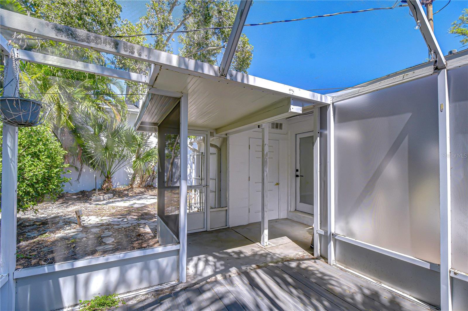 ANITA SUB - Residential