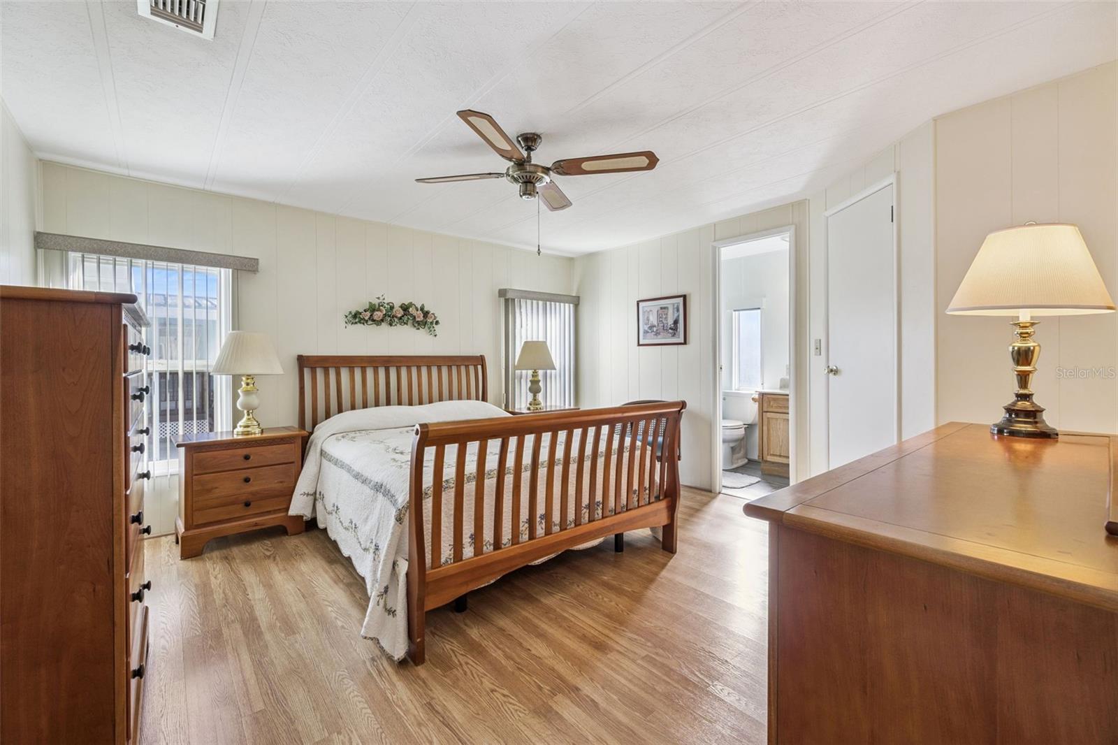 EUSTIS COUNTRY CLUB MANOR MHP UNIT 02A - Residential