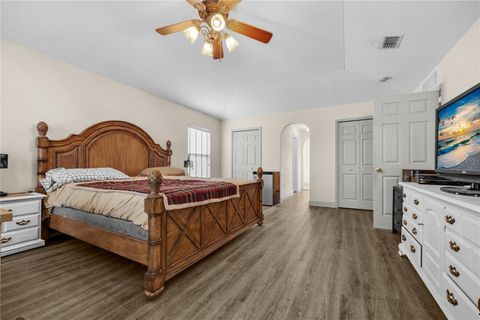 Tiny photo for 4627 SE 30th Street, Ocala, FL 34480 (MLS # GC536119)