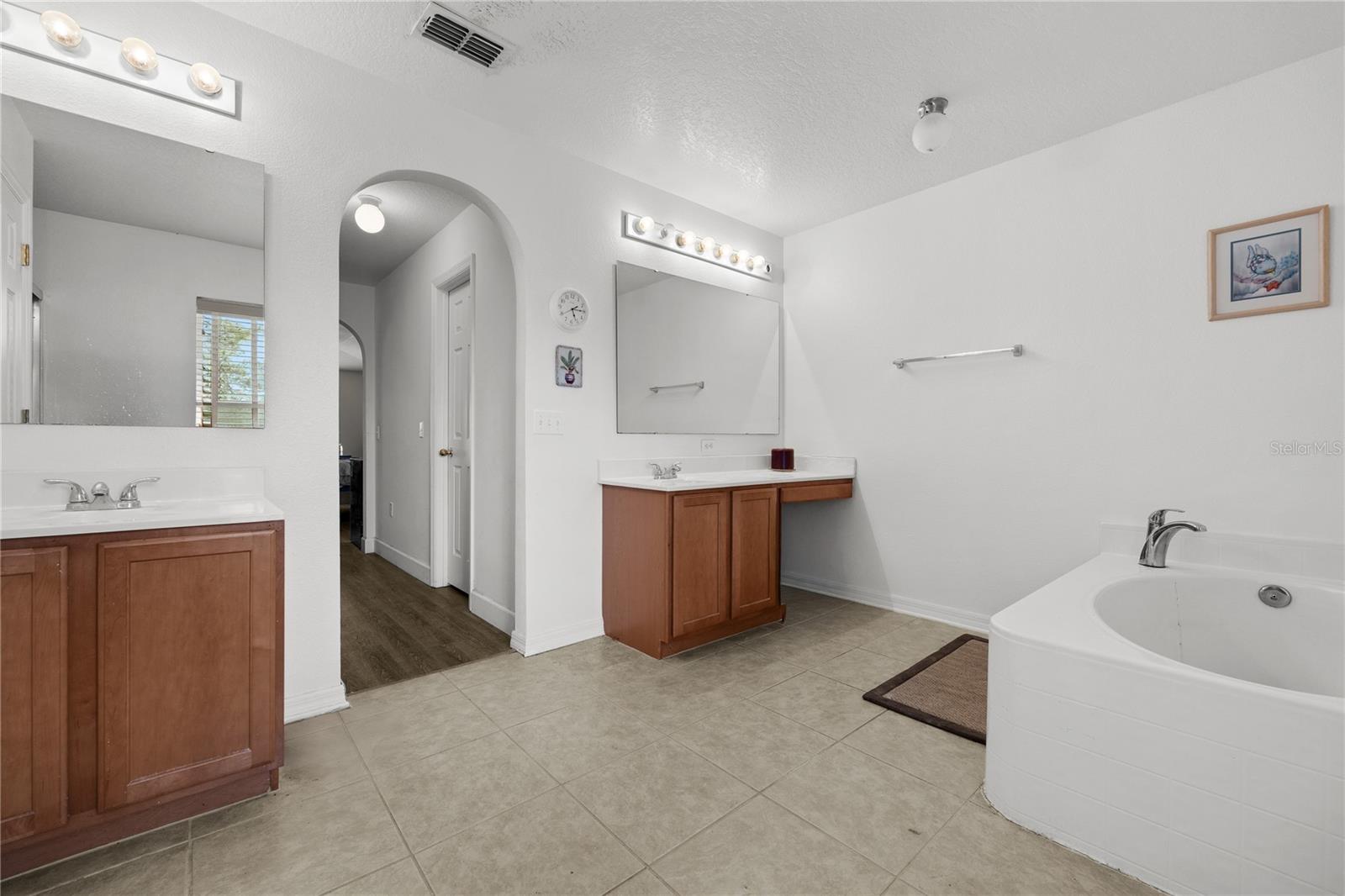 MAGNOLIA POINTE PH 01 - Residential