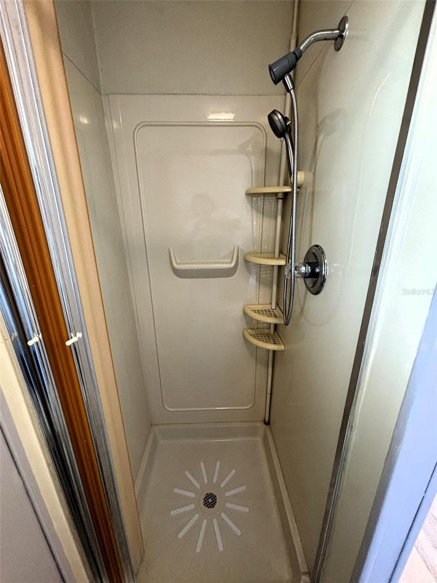 HOLIDAY PARK - Residential