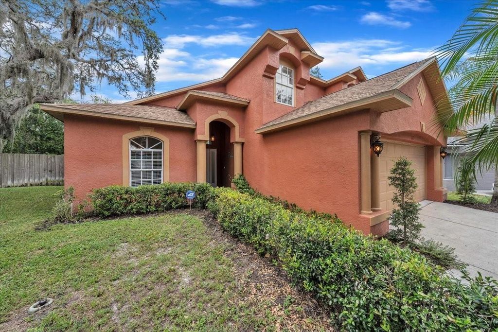 Photo of 612 Sunset Beach Court, Valrico, FL 33594 (MLS # TB8415937)