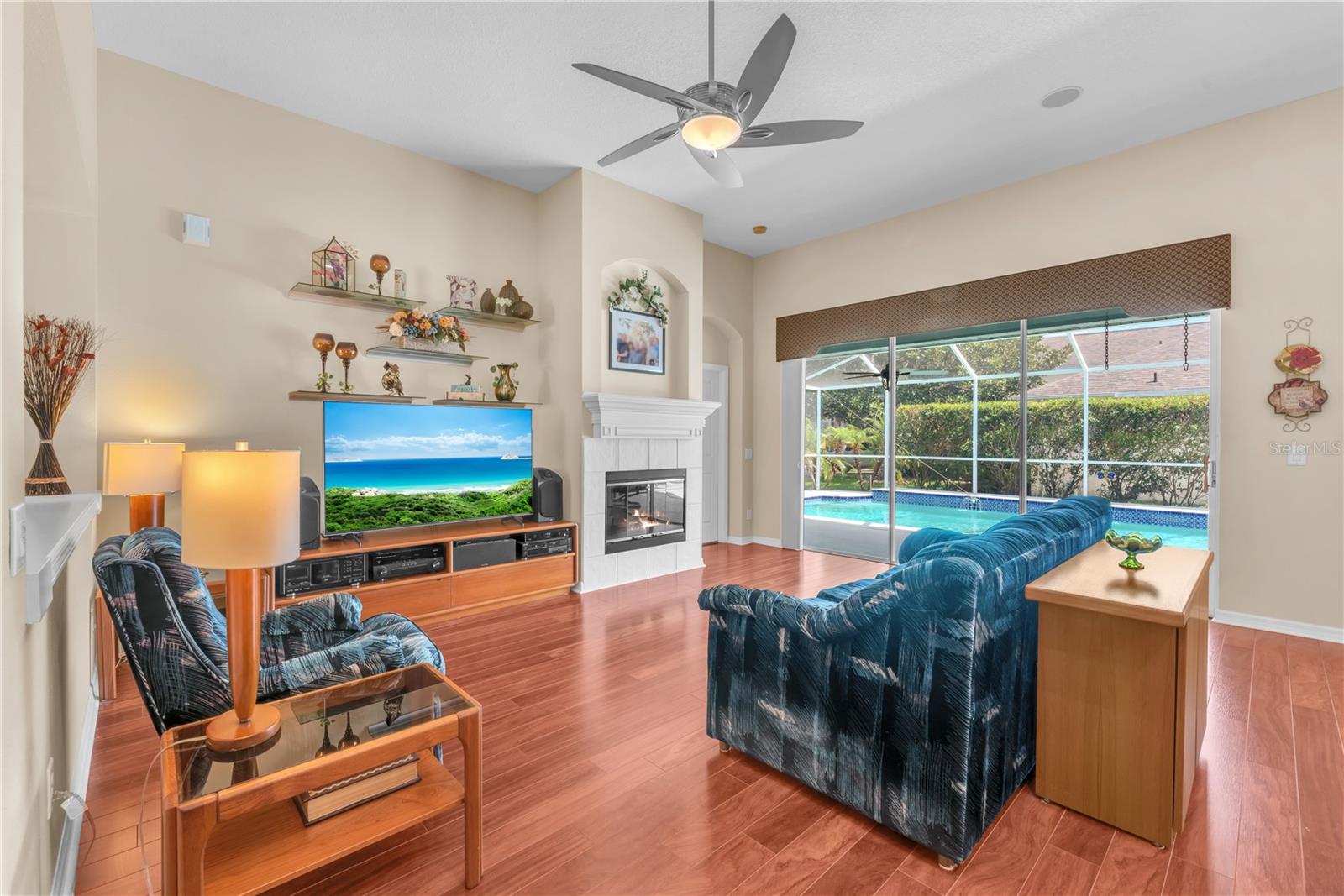 2219 LONGMORE CIRCLE