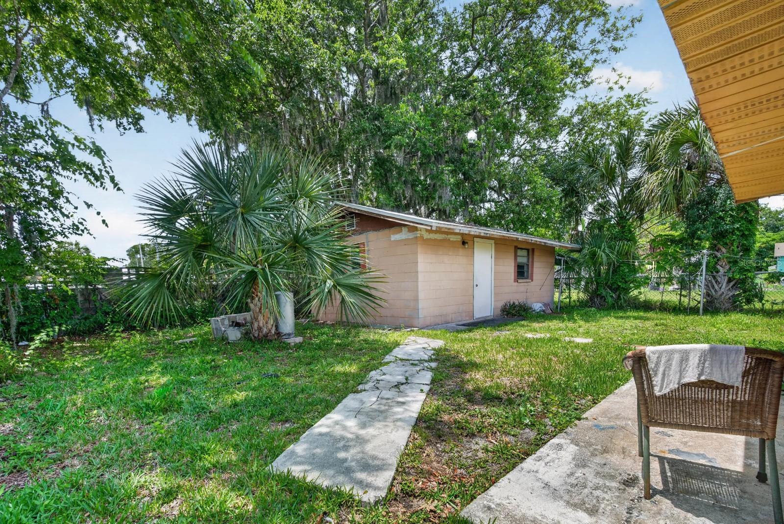 SUNNYLAND PARK 02 BLK 17 KINGSTON - Residential