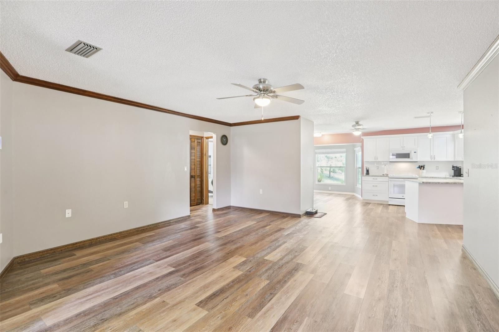 SPRING HILL UNIT 4 - Residential