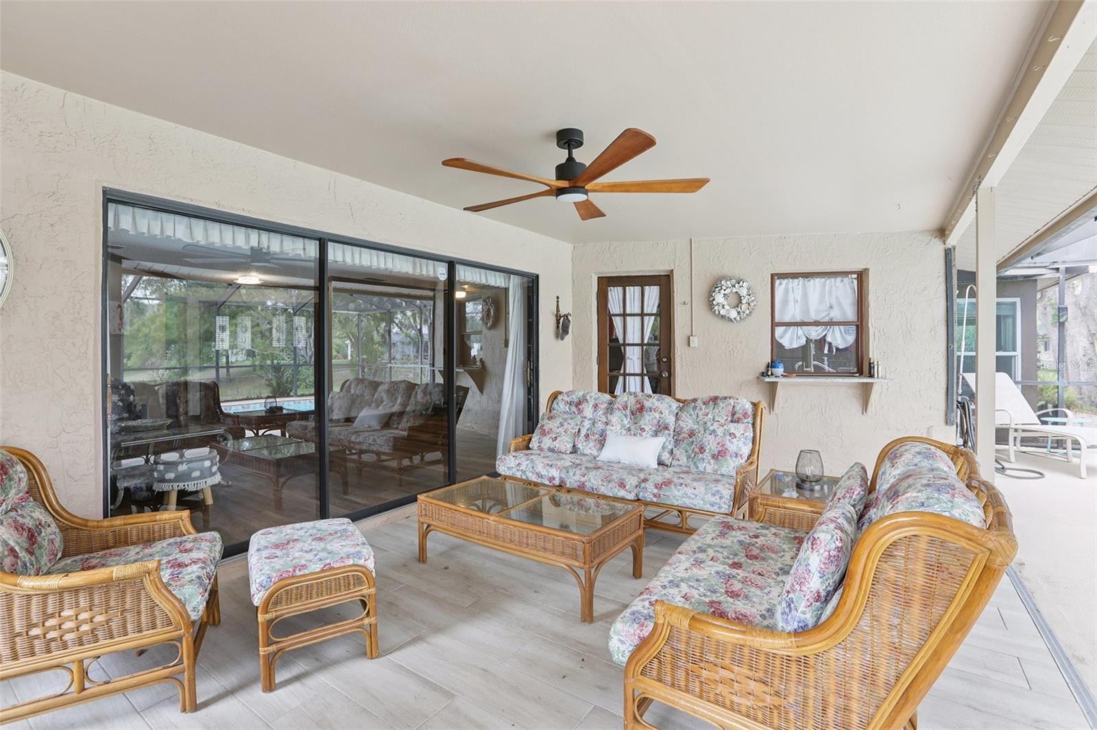 SPRING HILL UNIT 4 - Residential