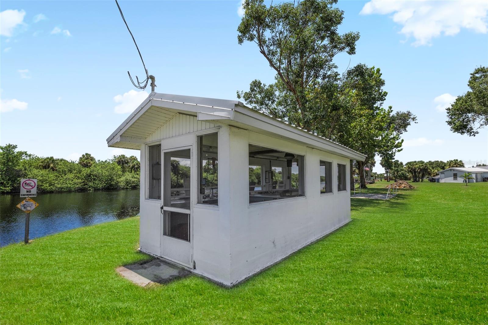 FISHEATING BAY CONDO - Residential